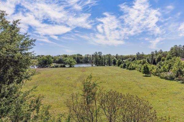 Blick vom geplanten Neubau
