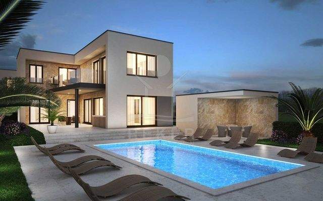 Moderne Villa in perfekter Lage in Peroj