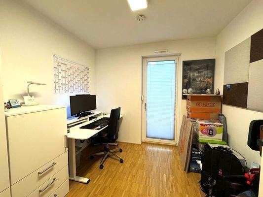 Kinder- oder Arbeitszimmer