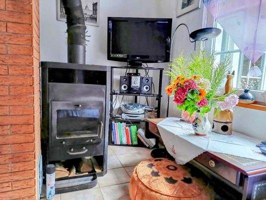 Wohnzimmer mit Kamin