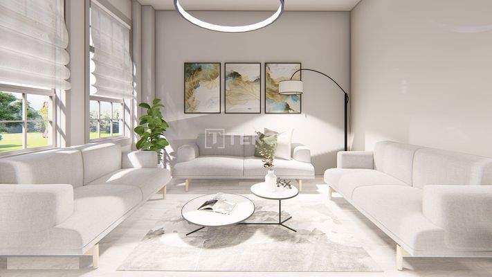 Renovated Building 250 Meters from the Coast in Istanbul