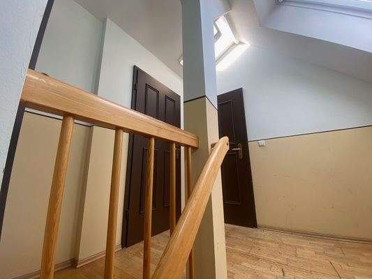 Hausflur_Zugang zur 1. Ebene