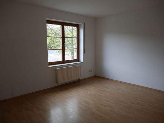 Leeres Schlafzimmerfenster