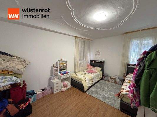 OG_Zimmer 2_Schlafzimmer