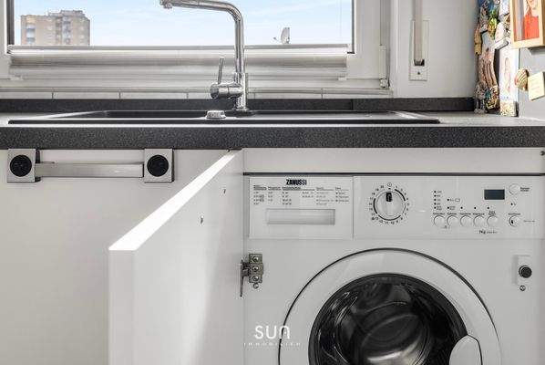 Waschmaschine in der Küche