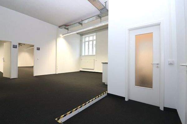 Eingangsbereich/Aufenthaltsraum mit Küche