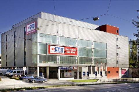 München Halle, München Hallenfläche