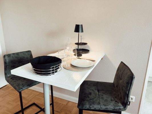 Esstisch / Arbeitstisch