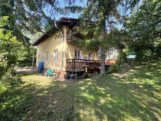 Hausansicht seitlich