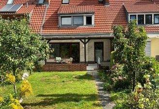 Hausansicht_hinten_entfernter