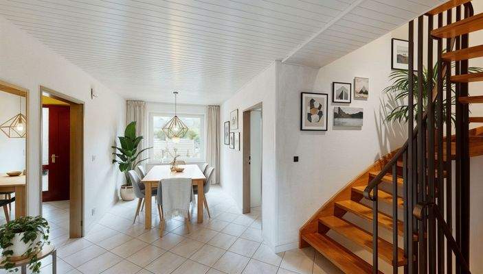 offener Essbereich - virtuell gestaged