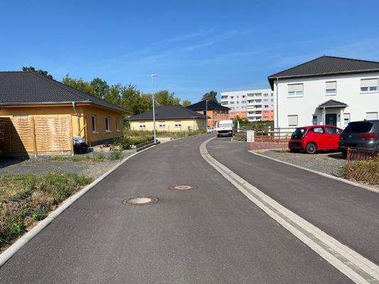 Straße mit LED Beleuchtung