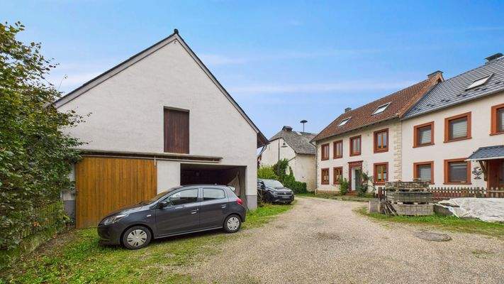 CAM03143G0-PR0191-STILL024