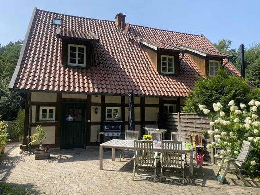 Einliegerwohnung mit separatem Eingangsbereich