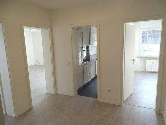 gut geschnittene Diele