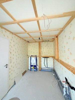 2. OG Badezimmer 01.jpeg