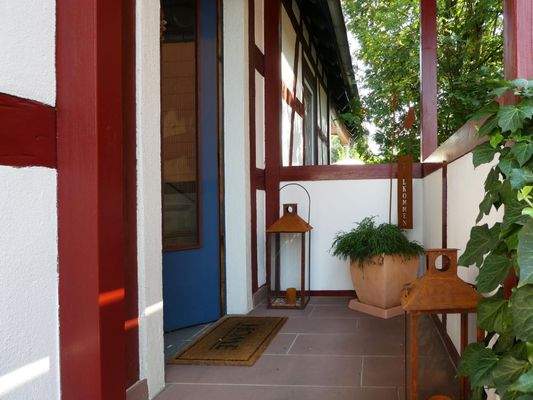 Überdachter Hauseingang