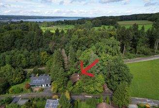 Drohnenbild_mit_Pfeil