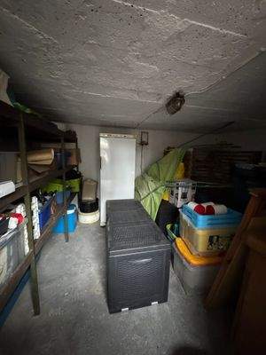 23 Keller weiterer Raum.JPEG