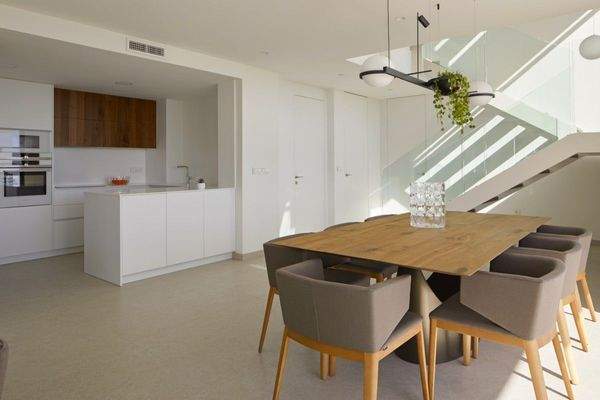 Küche und Essbereich