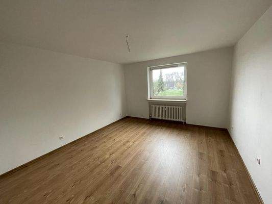 Veistr. 82 2. OG Schlafzimmer