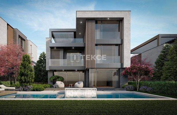 Villas in a Complex with Spacious Private Garden in Ankara, İncek