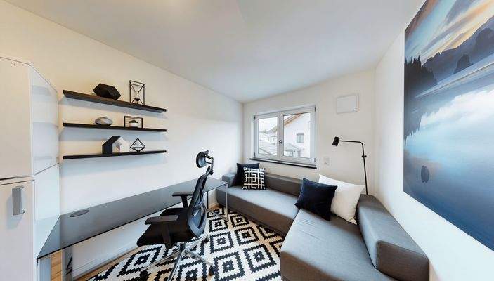 OG Büro mit KI möbliert