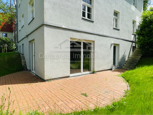 Souterrain m. Terrasse