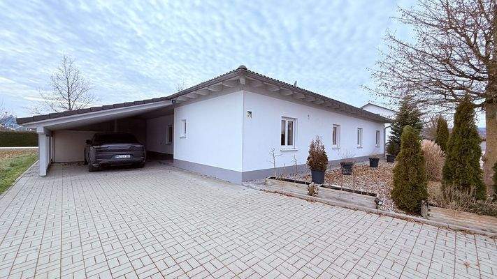 Zuwegung zum Haus