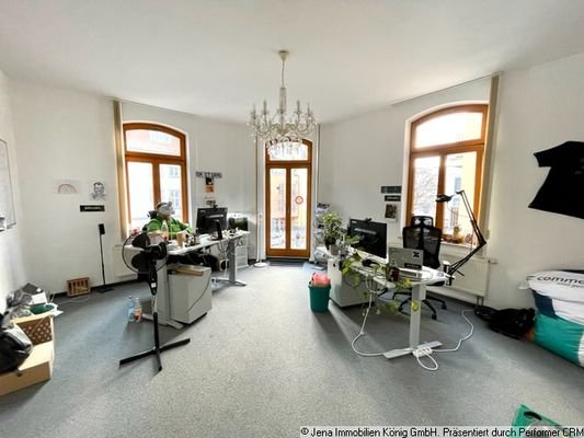 Büro mit Zugang Balkon