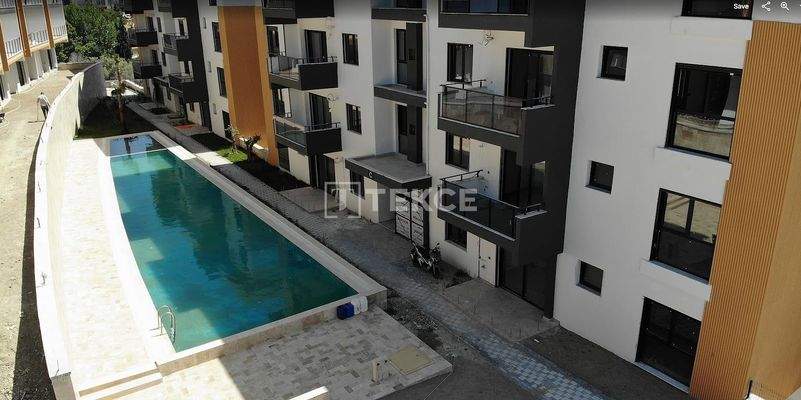 Newly-Built Apartments in a Complex with Pool in Kuşadası