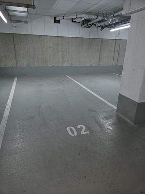 Tiefgaragenstellplatz