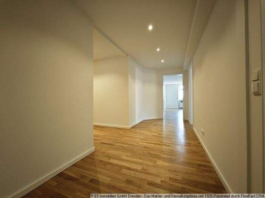 Flur (2)