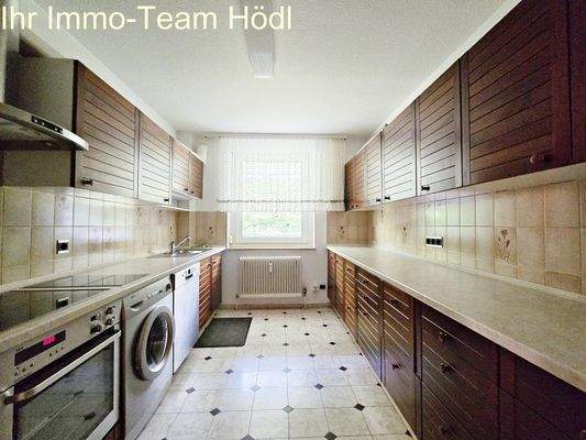 Küche samt Einbauküche