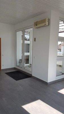 Eingangsbereich Gebäude