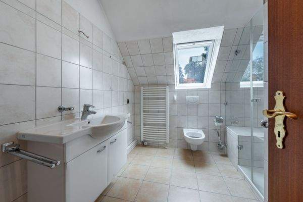 DI - Forbes Global Properties