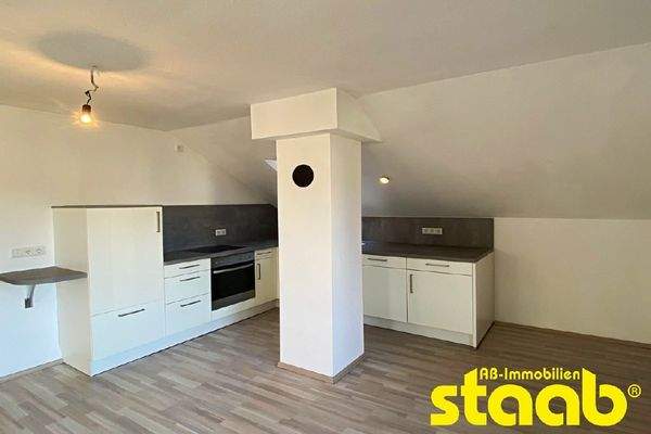 Einbauküche im Dachgeschoss