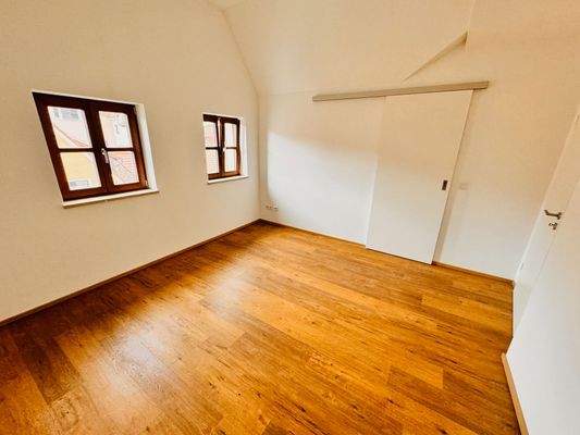 Extra Stauraum im Schlafzimmer