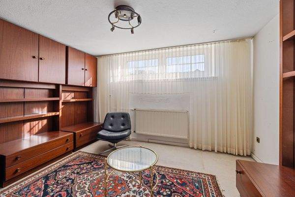 Arbeitszimmer Untergeschoss