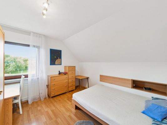 Schlafzimmer III OG