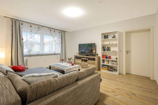 Wohnzimmer Whg OG mitte