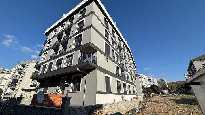 City View Brand-New Apartment in İzmir Menemen