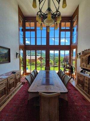 Das Esszimmer... Teilansicht