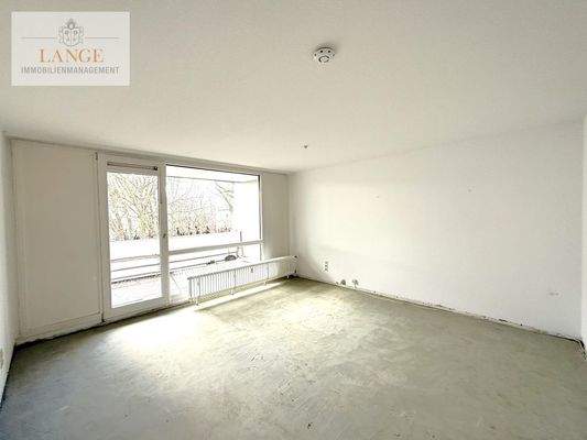 Wohnzimmer Fensterseite