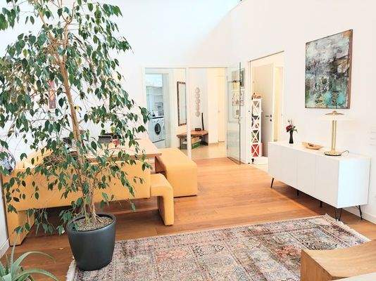 Blick vom Wohnbereich Richtung Essbereich