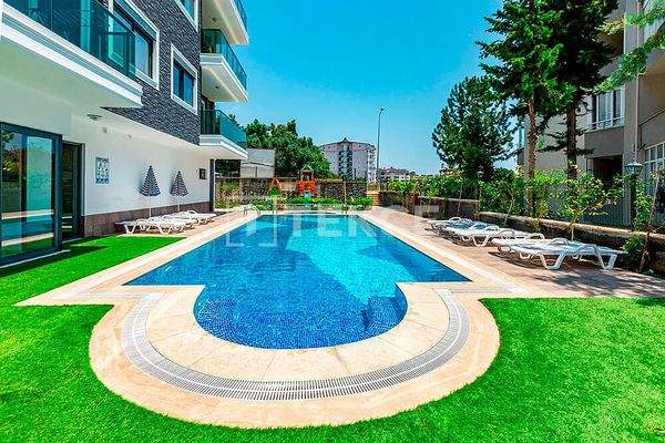Furnished Apartment with Private Garden Area in Alanya Avsallar
