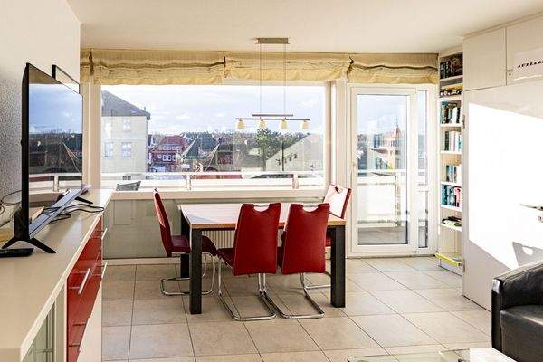 Essplatz am Südbalkon