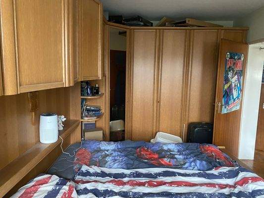 Schlafzimmer rechts.JPG