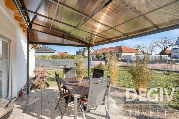 Überdachte Terrasse