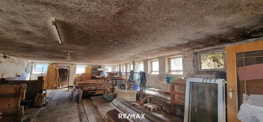 Stallungen oder Lagerräume